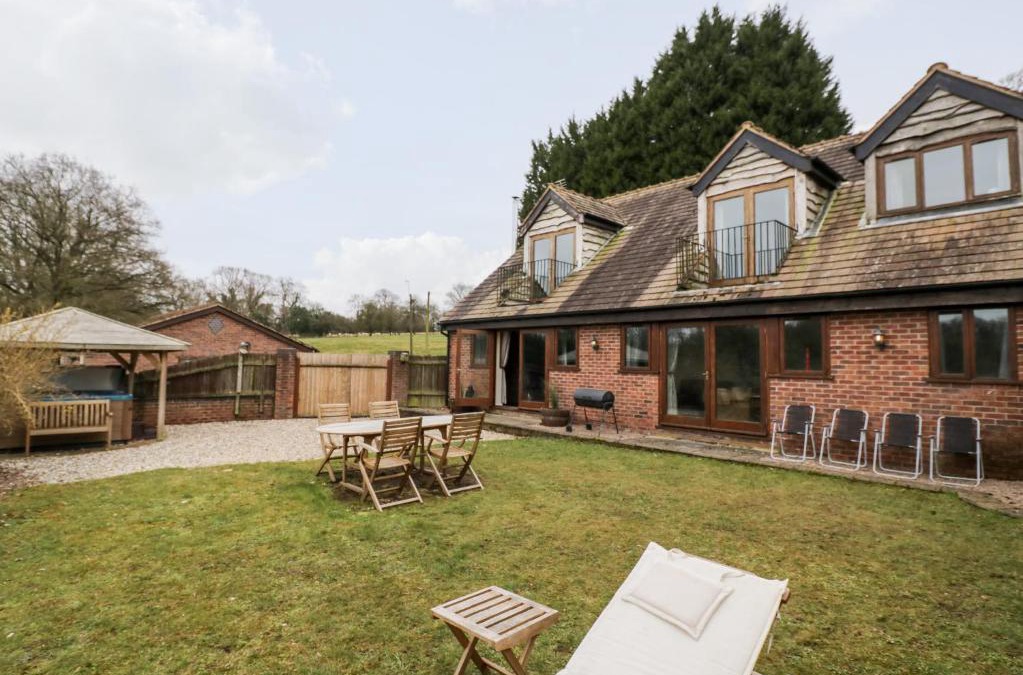 Shatterford House | Meadowfall at Shatterford Lakes