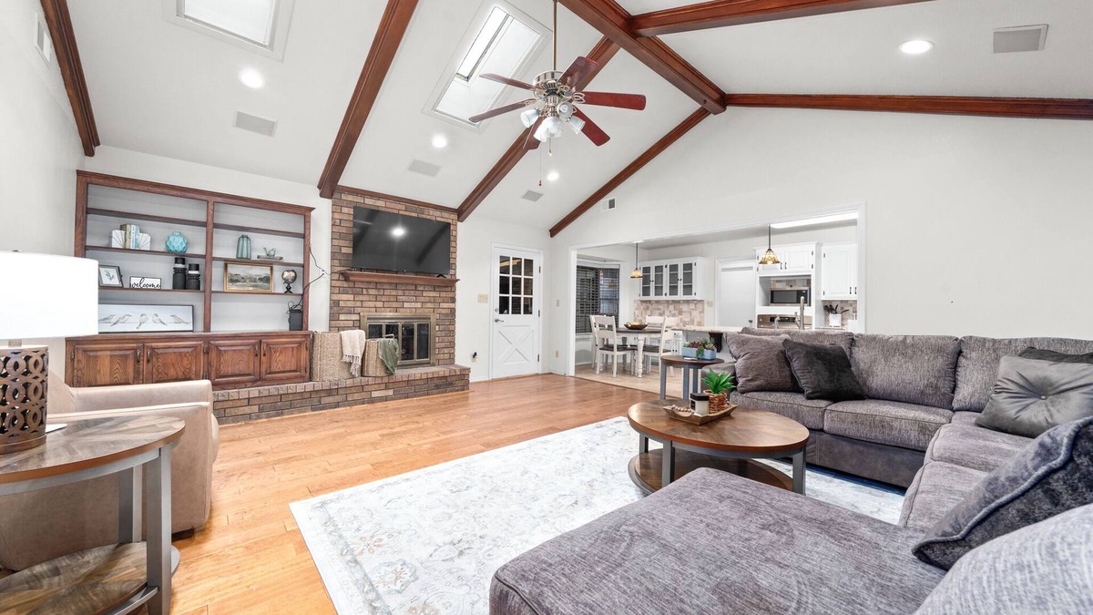 Uniontown House | Meandering Way Getaway
