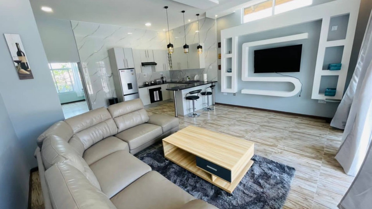 Lusaka Villa | Meanwood place apartments- executive suite