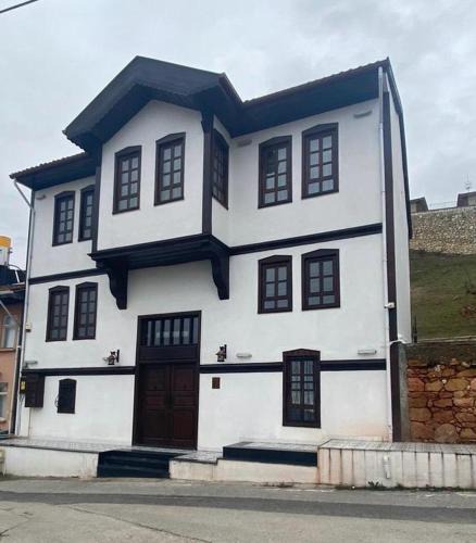Kastamonu Hotel | MECİT KAPTAN KONAĞI