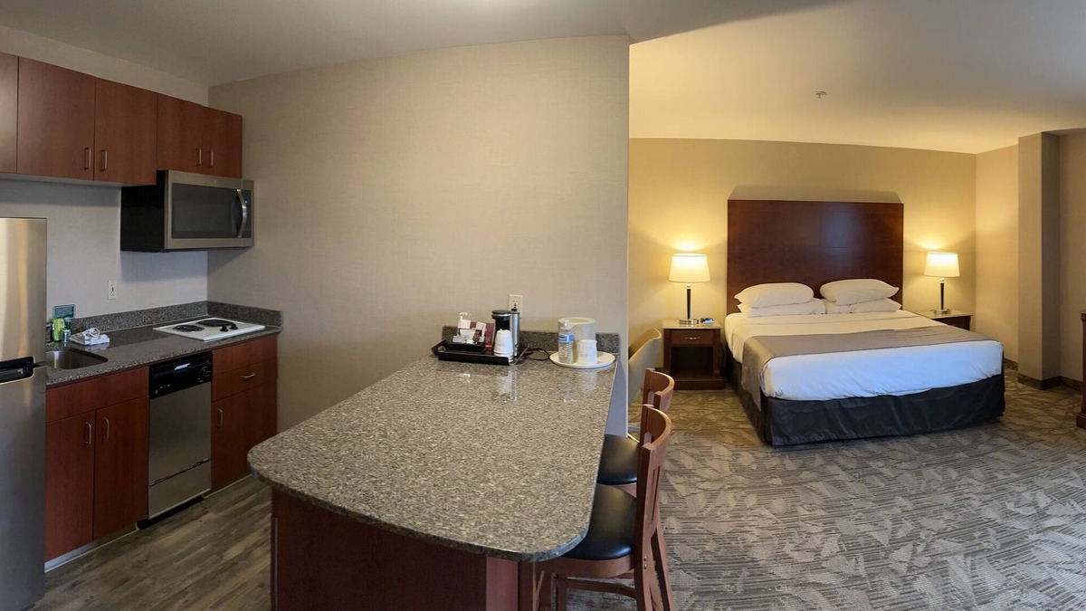 Arlington Apartment | Medallion Inn & Suites