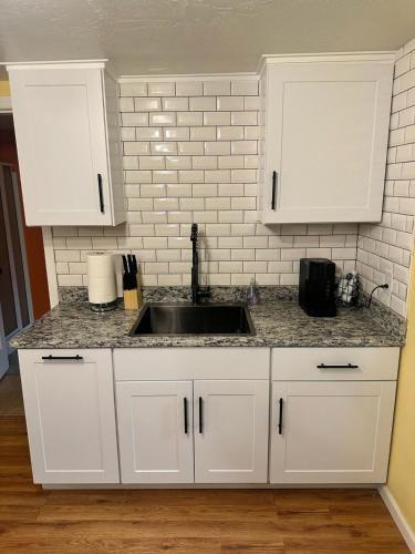Medford Apartment | Medford Home And 2 Condos With Pool