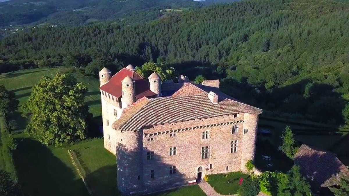 Saint-Basile House | Medieval castle in the heart of the Monts d'Ardèche National Park