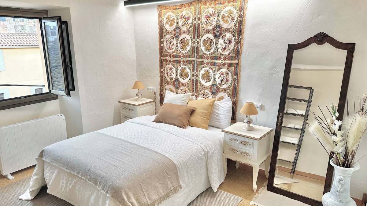 Guardia dels Prats House | Medieval House in the Center of Montblanc