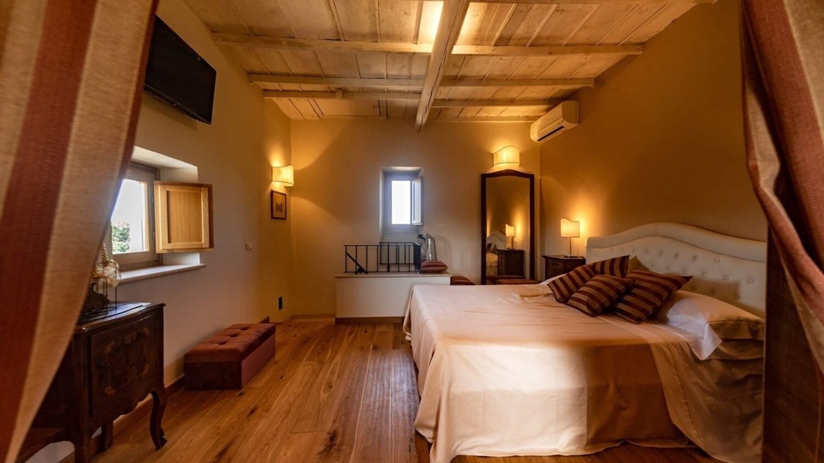 Civita Castellana Apartment | Medieval tower "The Castellaccio"
