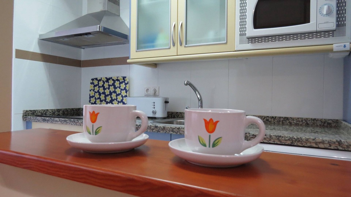 Ciudad Jardin Apartment | Medina Azahara 31 Free Parking Heated
