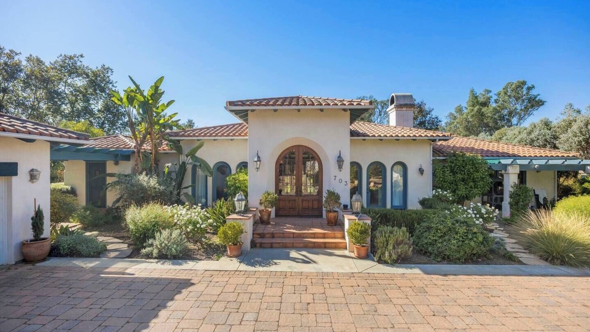 Ojai House | Mediterranean Estate by the Inn