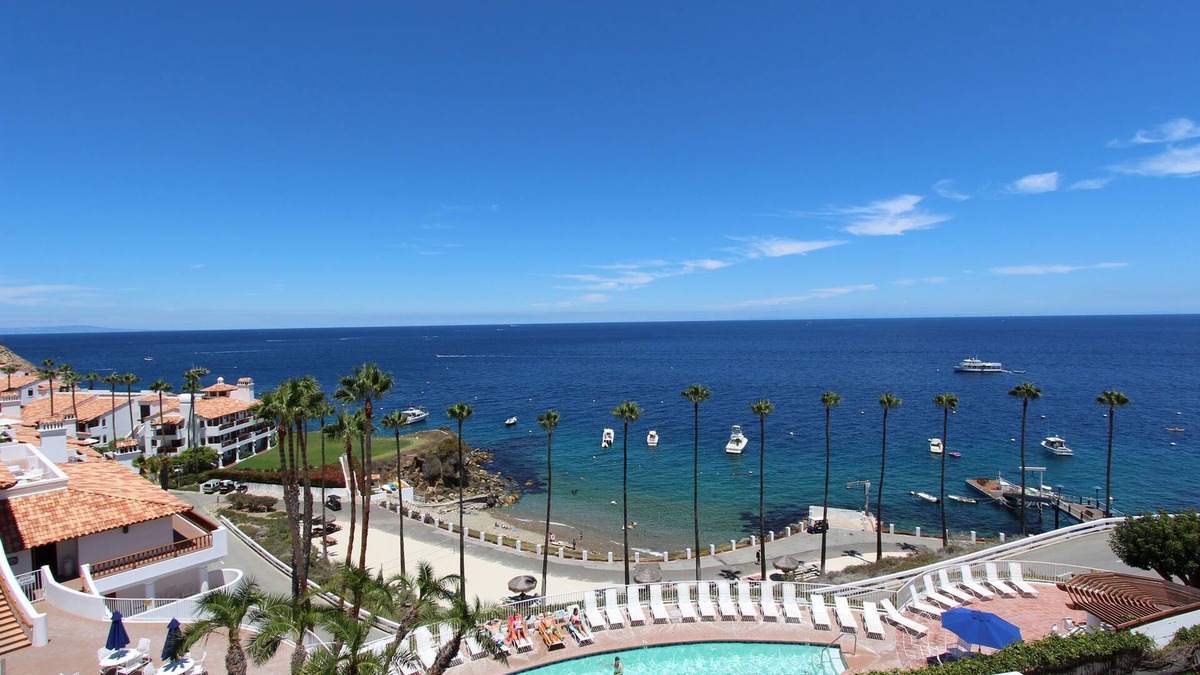 Avalon Villa | Mediterranean Oceanside Villa