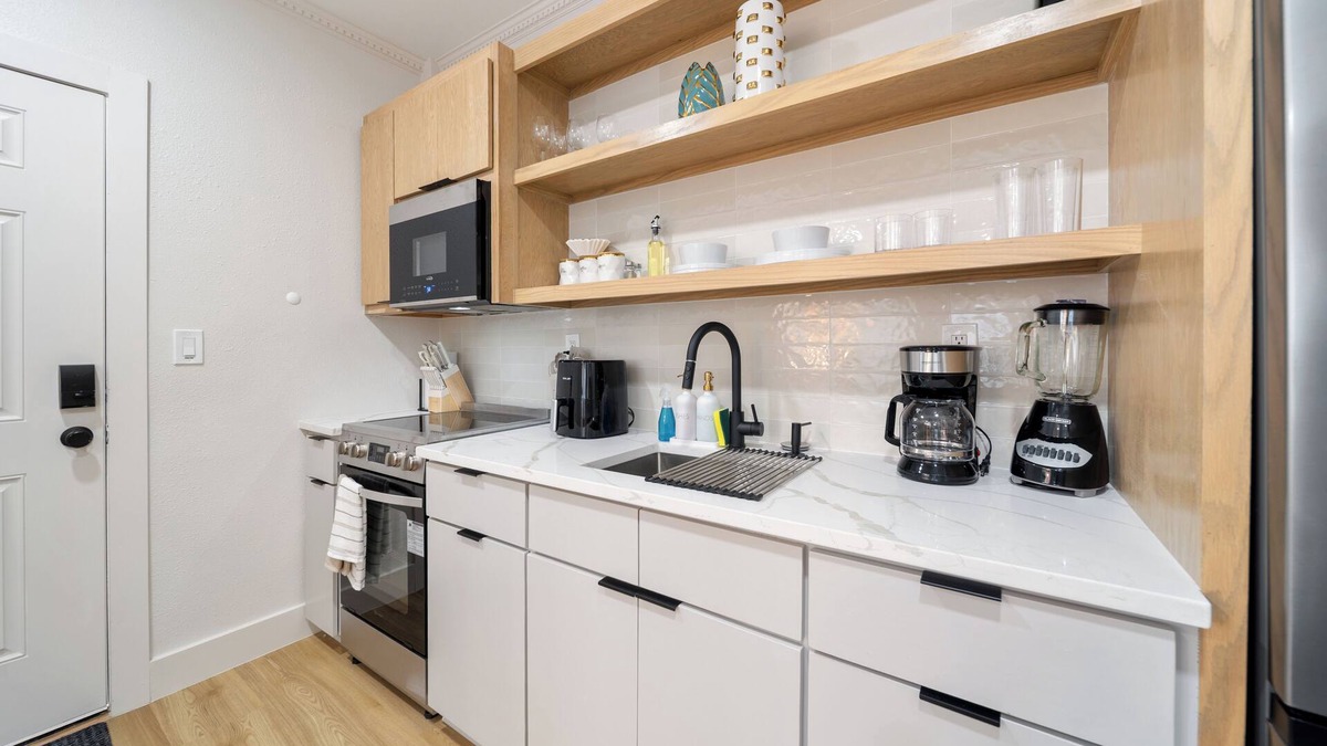 Greater East End Apartment | Mediterranean Villa Vibes #3 at East Downtown