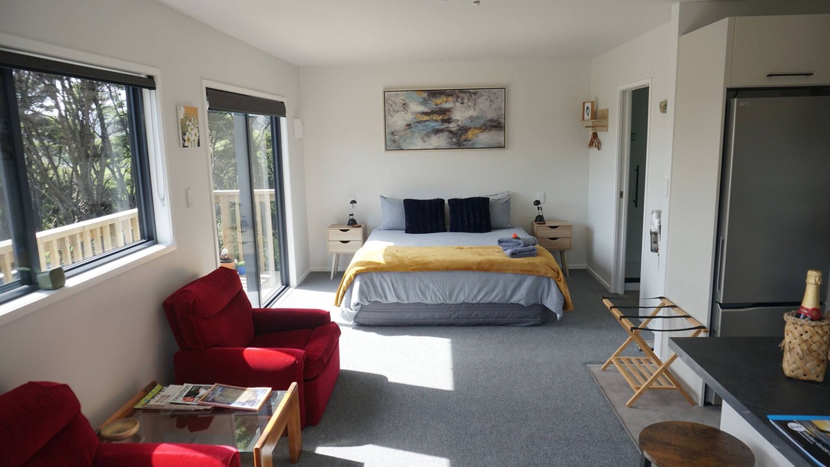 Tryphena Apartment | Medland Mystic self contained studio unit.