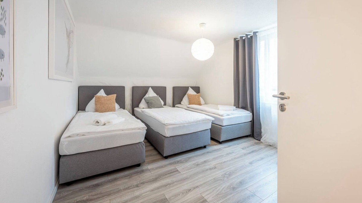 Ladenburg Apartment | Meerdesign - Box Spring - Zwischen MA und HD - Netflix - 8 Personen