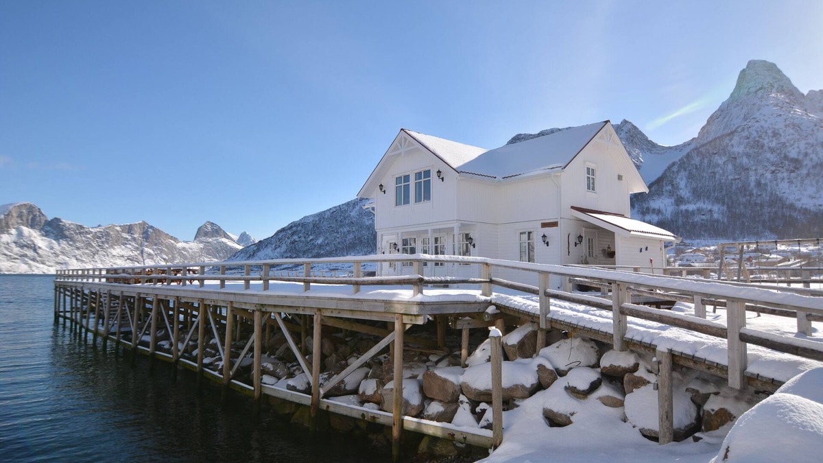 Berg Hotel | Mefjord Brygge