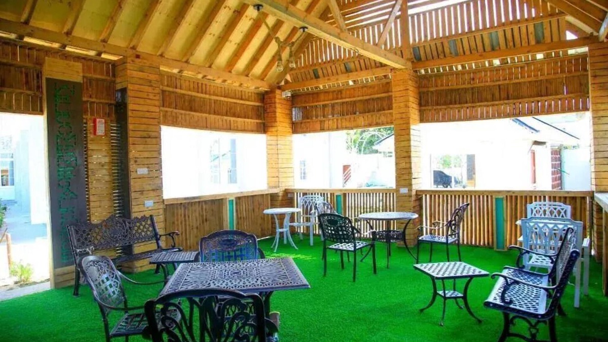 Dar es Salaam Bed & Breakfast | Mega Lodgen