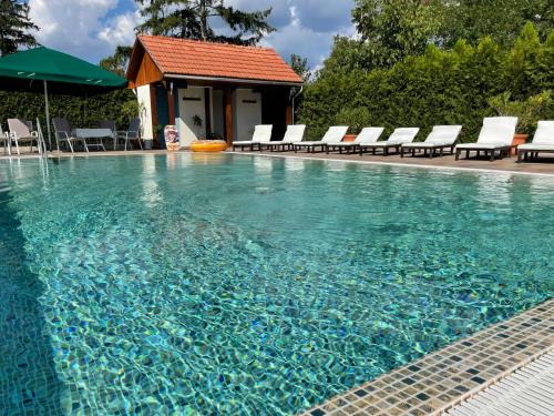 Szerencs Hotel | Meggyes Hotel