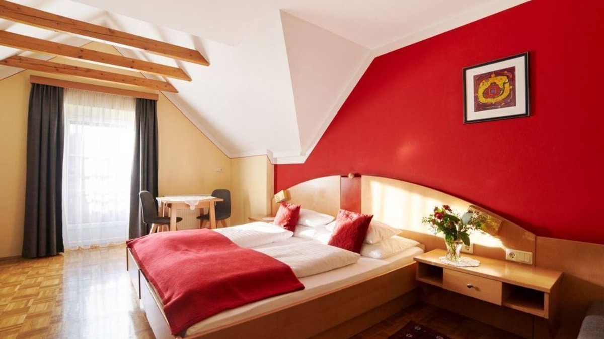 Bad Blumau Apartment | Mehrbettzimmer Komfort Plus ab 5 Nächte - Hotel Garni Thermenoase