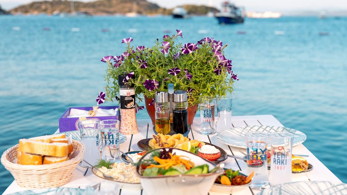 Golturkbuku Hotel | Melengeç Otel