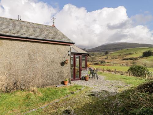 Garndolbenmaen House | Melin Newydd