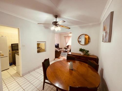 Francistown Apartment | Melrose place