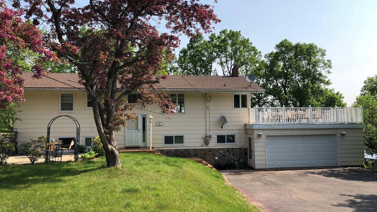 Alexandria House | Memories are Made on Brophy Shores- Private lake shore Lic.# 1925