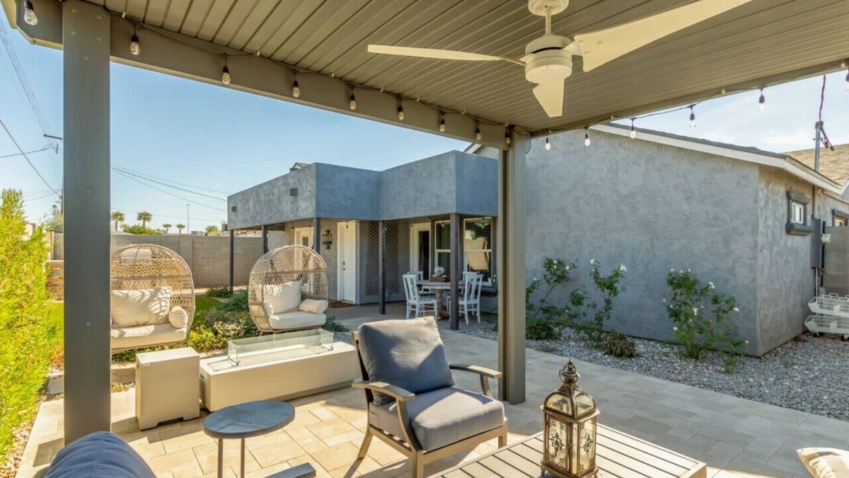 Midtown House | Memories on Earll | 3BR | PHX | Central