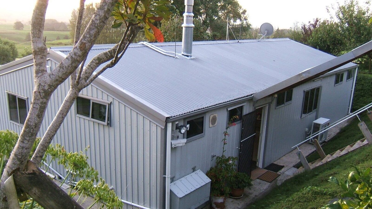 Maungatautari Cottage | Memory Lane Country Cottage with Hot Tub.