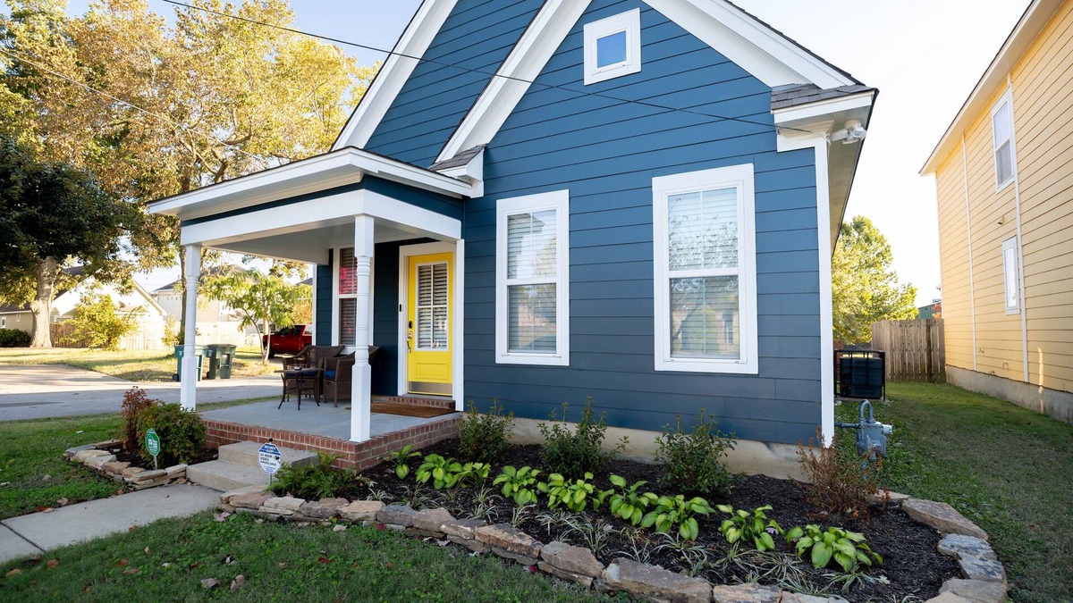Pinch District House | Memphis Charm