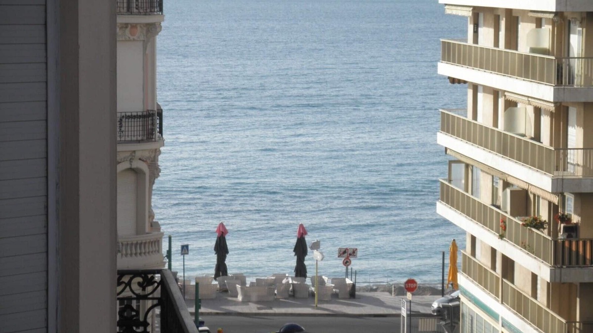 Menton Apartment | Menton downtown, two rooms flat, 40 meters from the beaches, totally renovated
