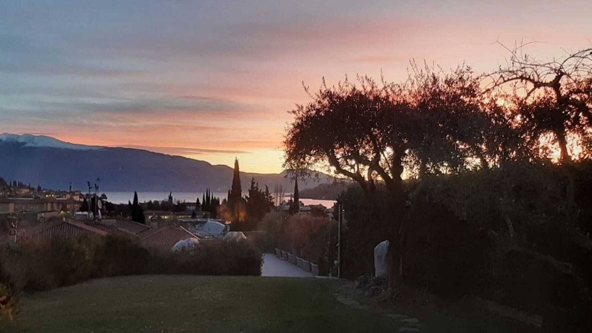 Salo Apartment | Meraviglioso appartamento indipendente con splendida vista sul lago