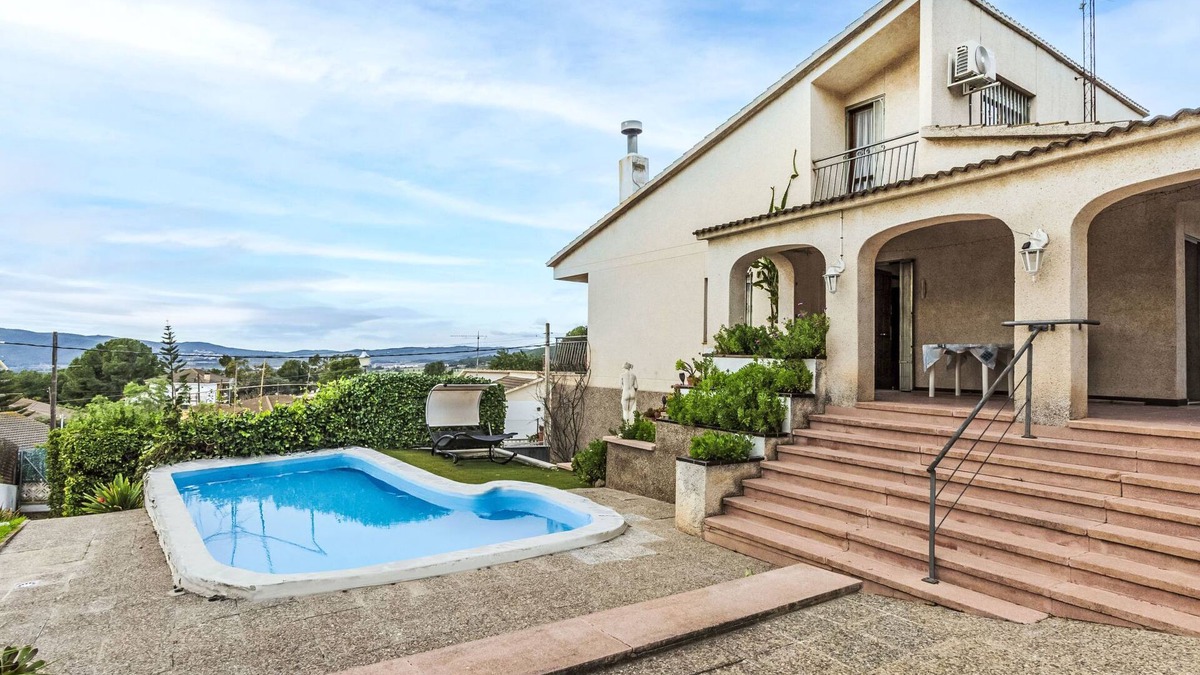 Sant Jaume dels Domenys House | Mercedes by Interhome