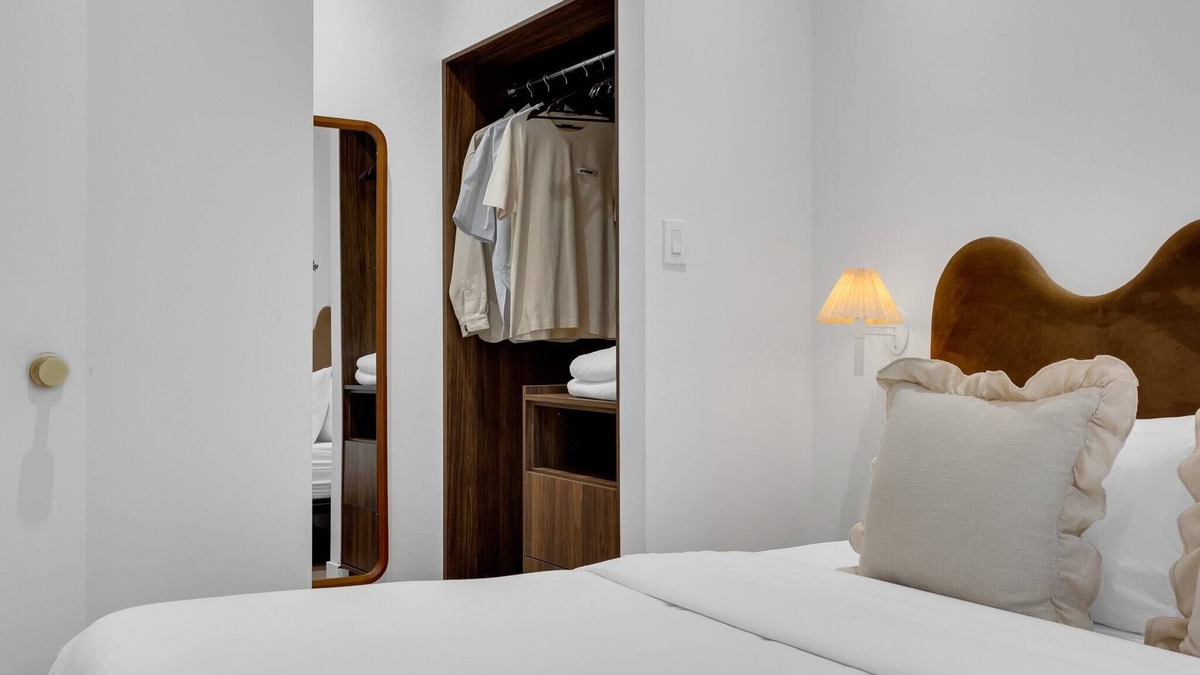 Cite Multimedia Apartment | Mercer- 3Beds King Ensuite- Free Parking