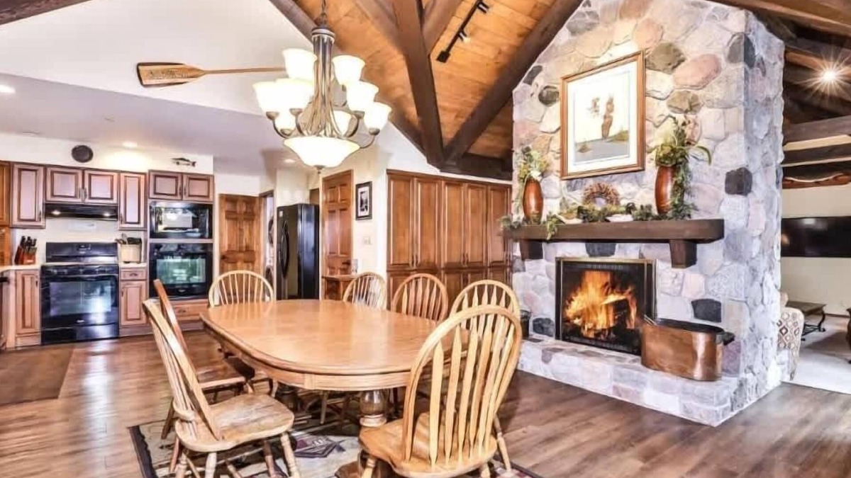 Minocqua House | Mercer Lake Musky Lodge