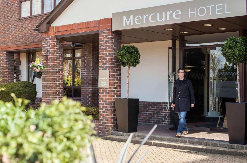 Brands Hatch Hotel | Mercure Dartford Brands Hatch Hotel & Spa