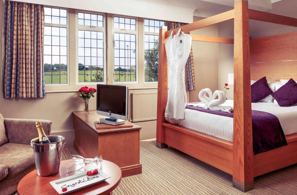 Chapeltown Hotel | Mercure Leeds Parkway Hotel