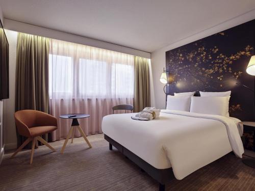 Cœur de Ville Hotel | Mercure Paris La Défense
