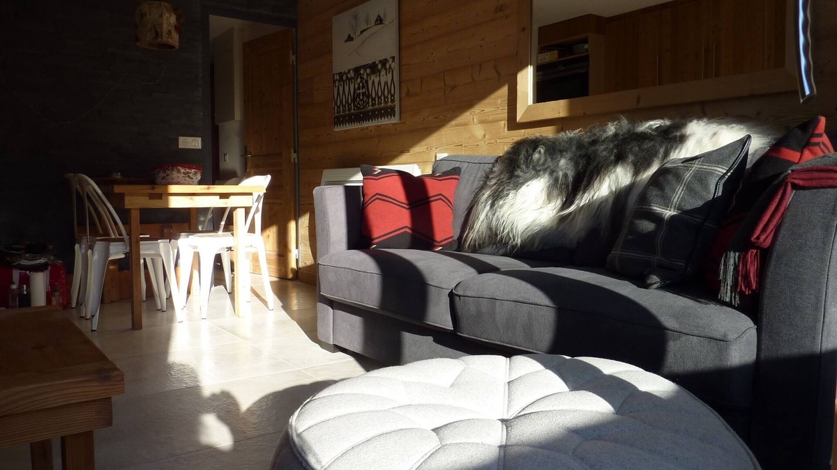 Les Allues Apartment | MERIBEL MOTTARET ALL INCLUSIVE SKI IN&OUT, LUXURIOUS DUPLEX 4 * IN PEACE, PARKIN