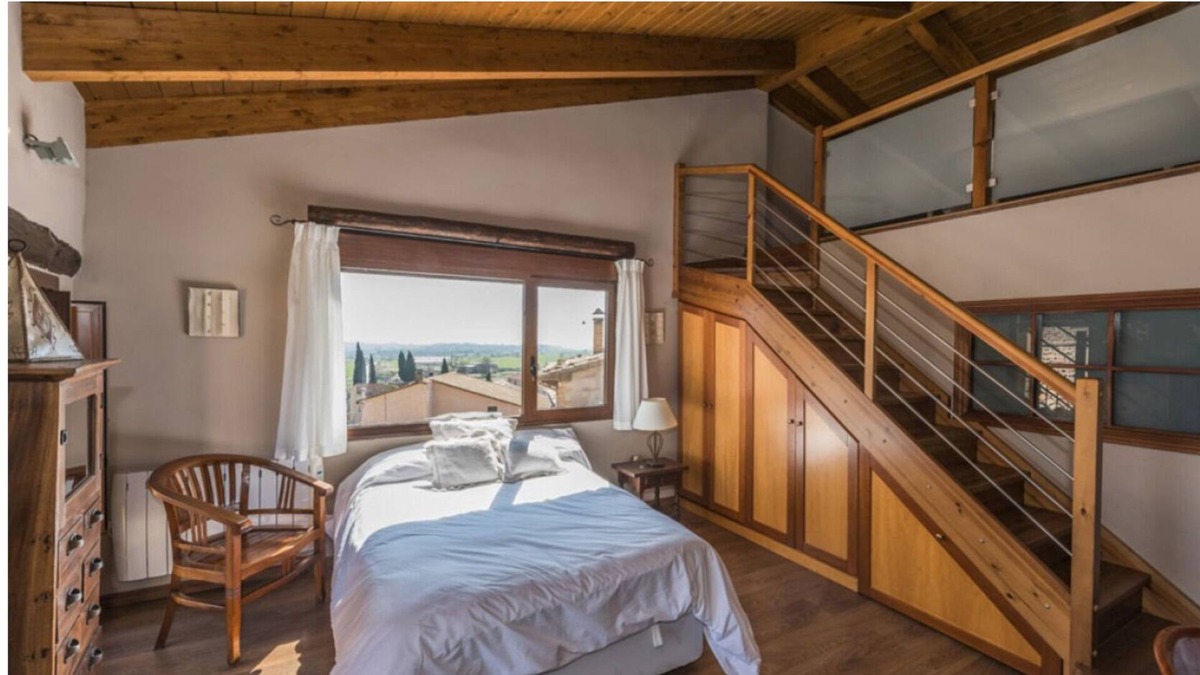 Adahuesca Apartment | Merlot Loft in Anagussa