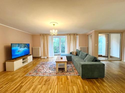 Oborishte Apartment | Mermaid Castle