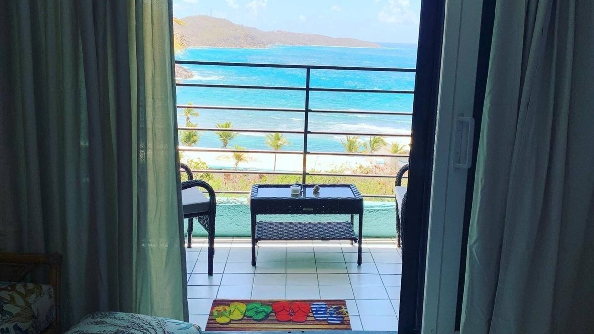 Bolongo Bay Apartment | Mermaid Hideaway Regatta Point Studio Condo