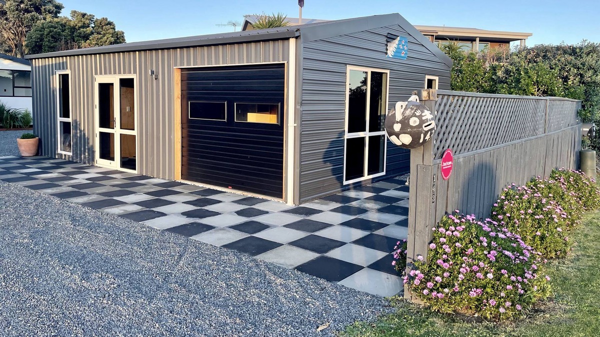 South Bay Cottage | Mermaid's Hideaway - Kaikoura Studio