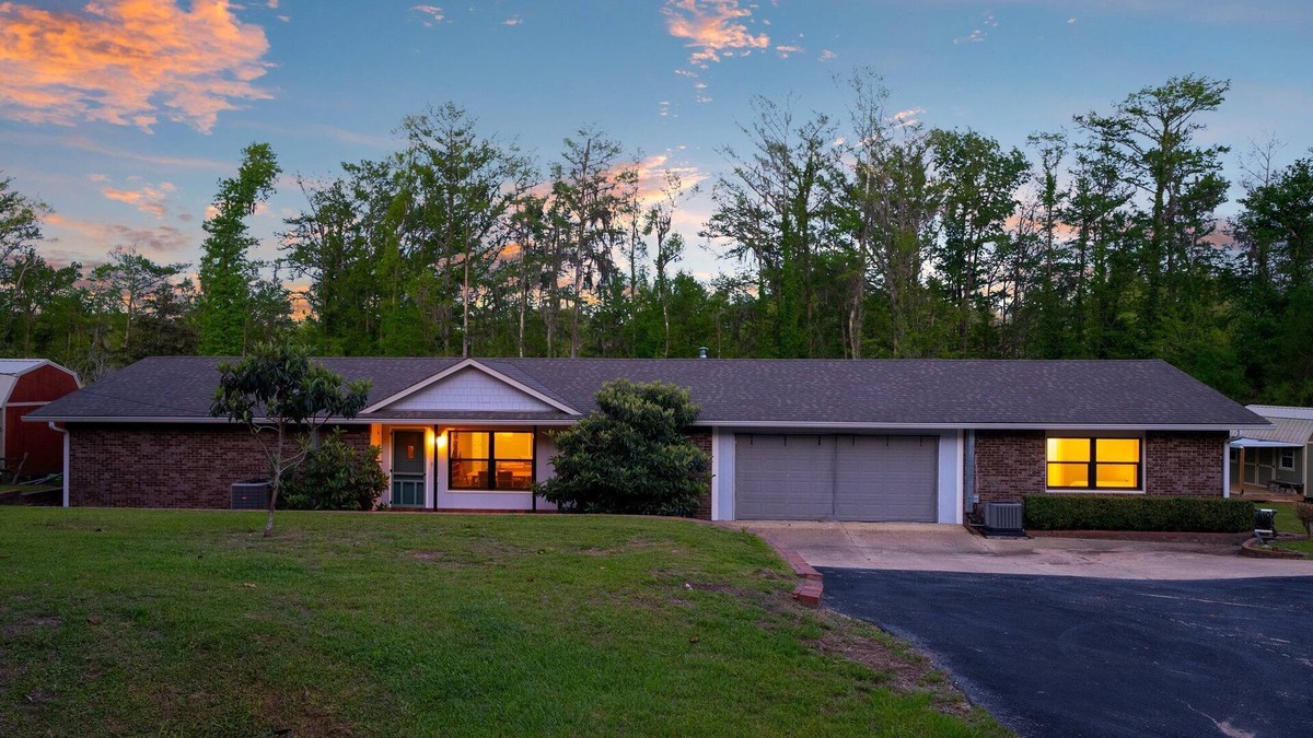 Marianna House | Merritt's Mill Pond Hideaway - 2.5 acres of waterfront paradise