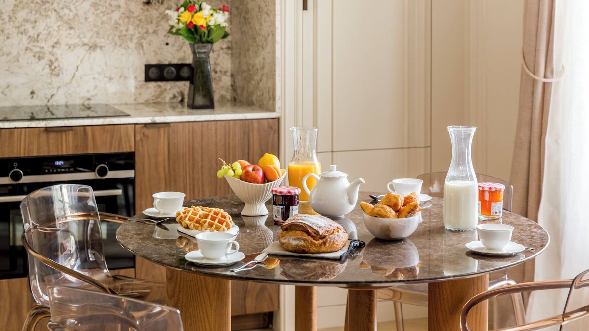 Quartier Saint-Ambroise Apartment | Merveil Luxury Suites - Lenoir I-II-III