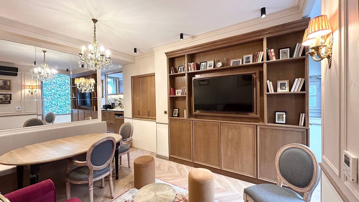 Quartier des Invalides Apartment | Merveil - Signature Suite - Tour Eiffel - Bourgogne