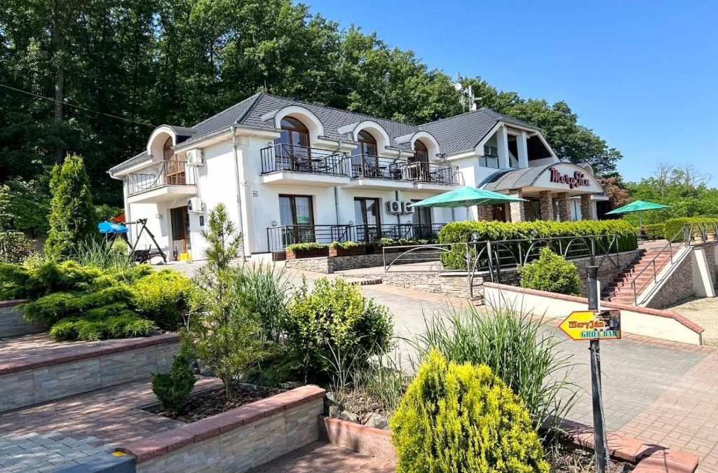 Podhajska House | Mery Ján