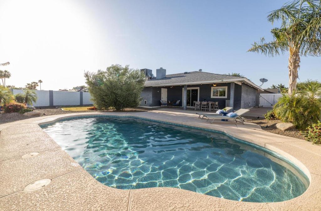 Mesa House | Mesa Garnet