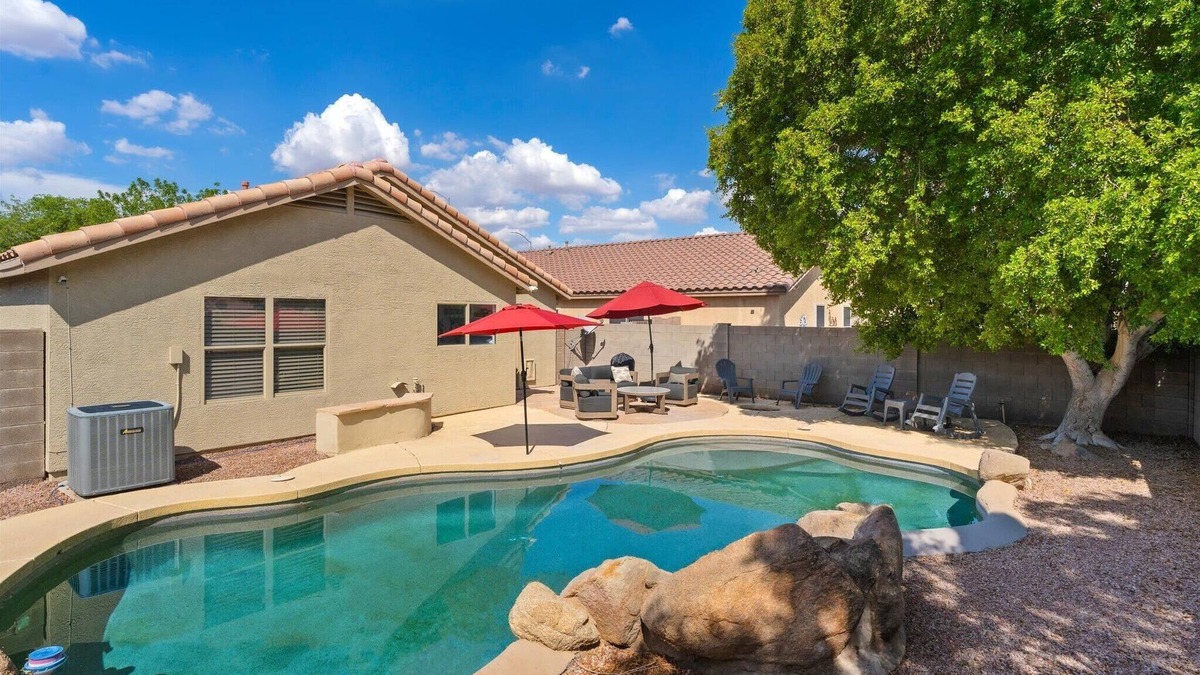 East Mesa House | Mesa Oasis Private Pool Fire Pit Sleeps 6