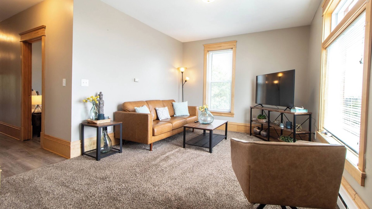 Downtown - Waterfront Condo | Mesaba Place 1B | Historic Condo