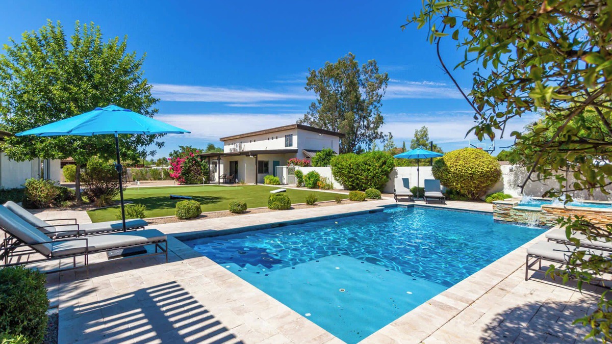 Shea North Estates House | Mescal Villa & Casitas|Sportcourt|Pool|NEW Kitchen