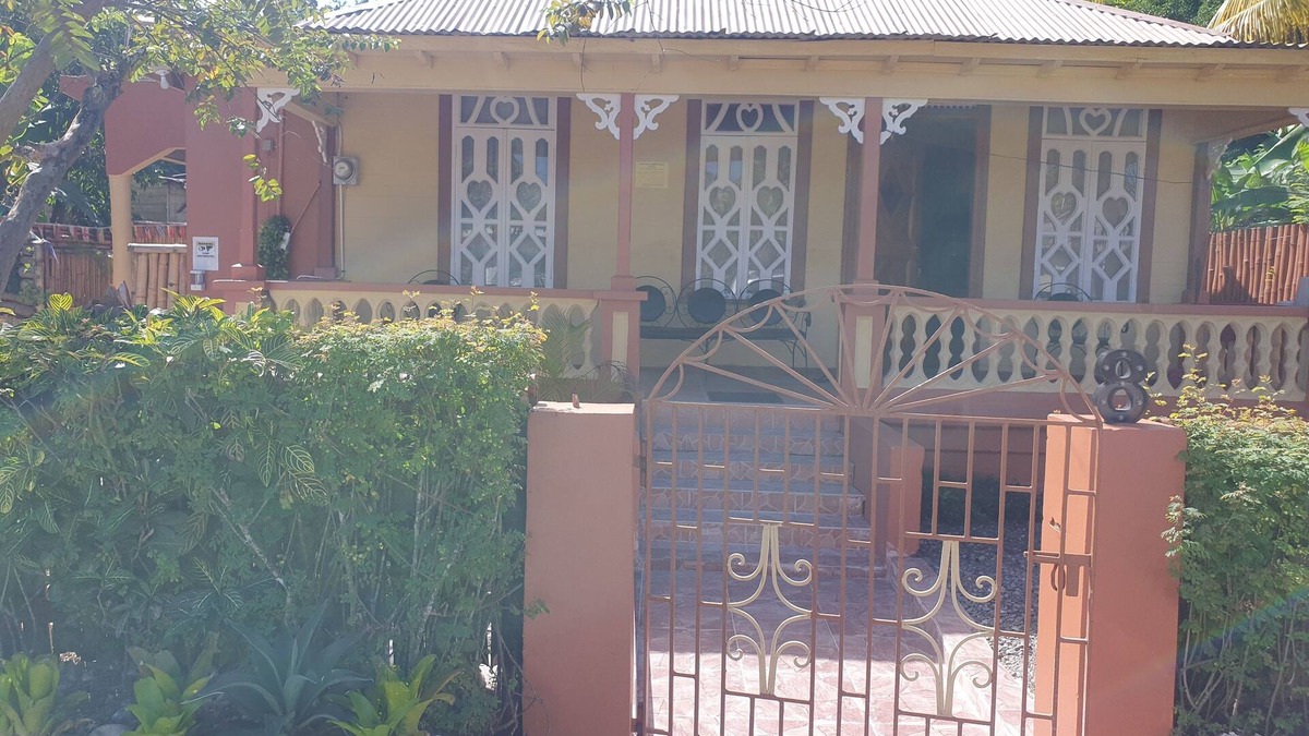 Port Antonio Hotel | Mesmerize Guest House