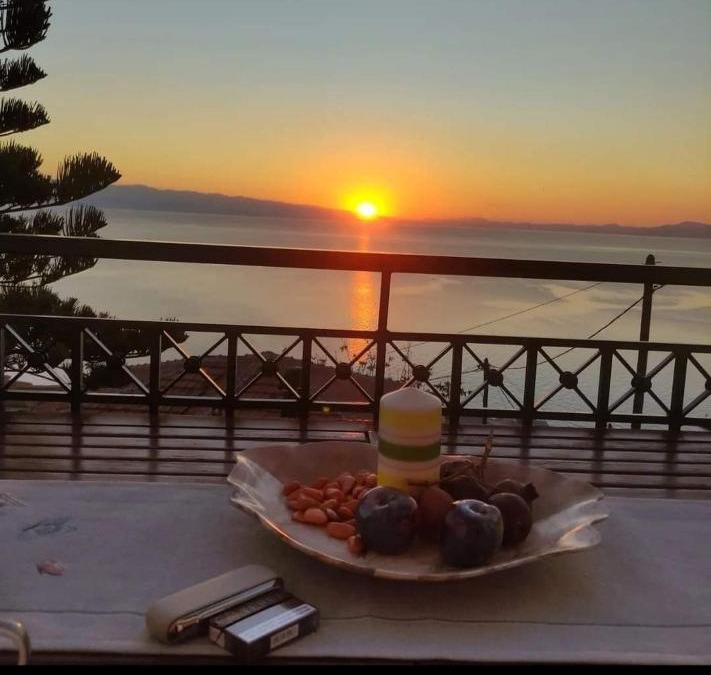 Afissos House | MESONISI maisonette