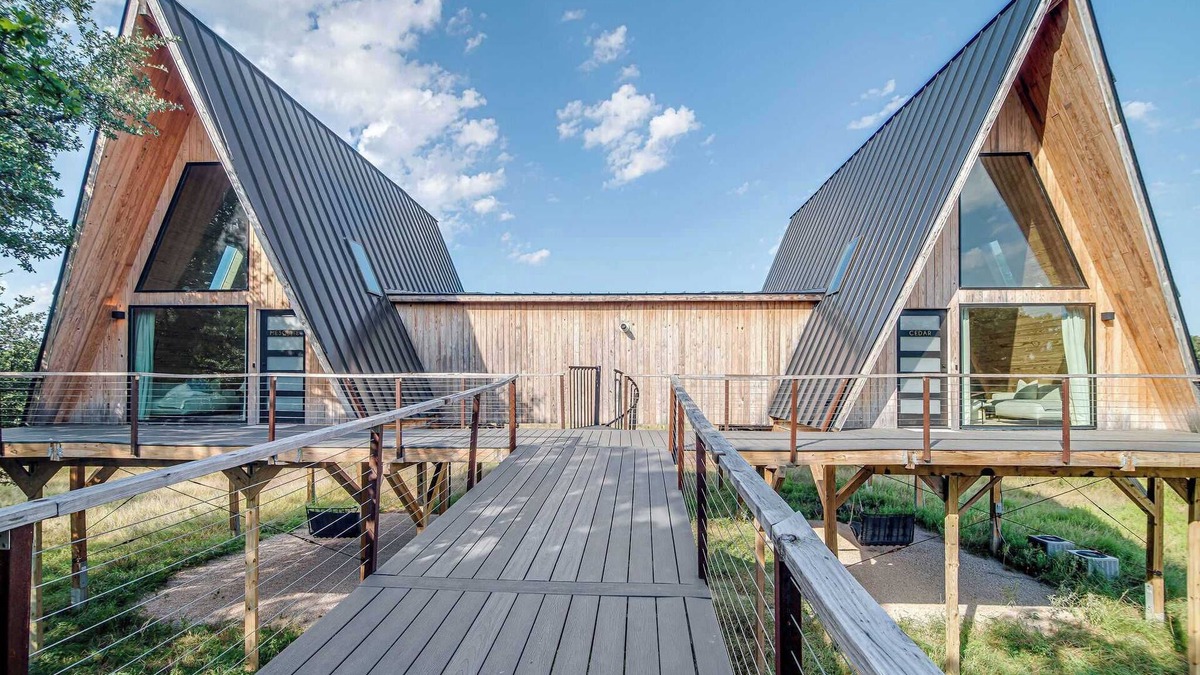 Fredericksburg Cabin | Mesquite Treehouse @ A-Frame Ranch